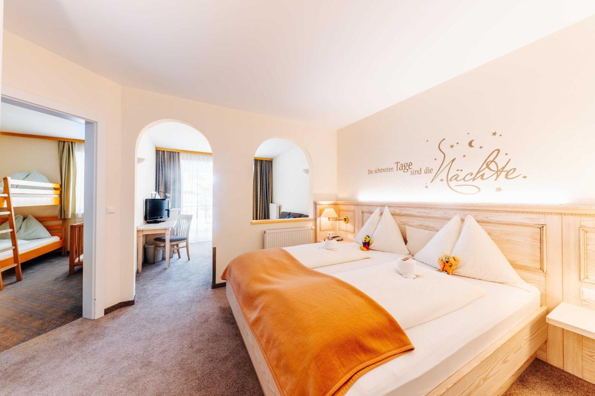 Smileys Kinderhotel Trebesing Екстериор снимка