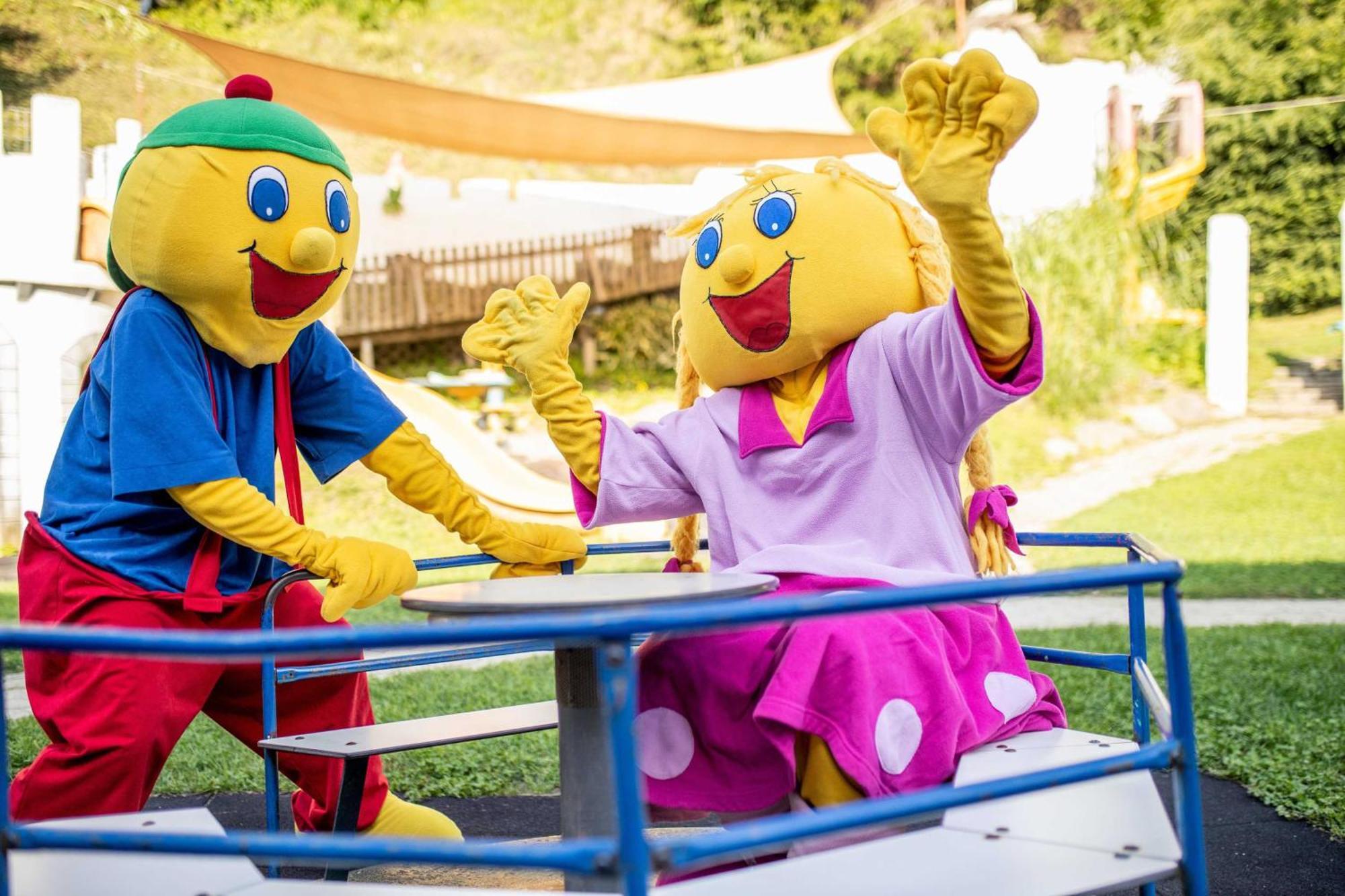 Smileys Kinderhotel Trebesing Екстериор снимка