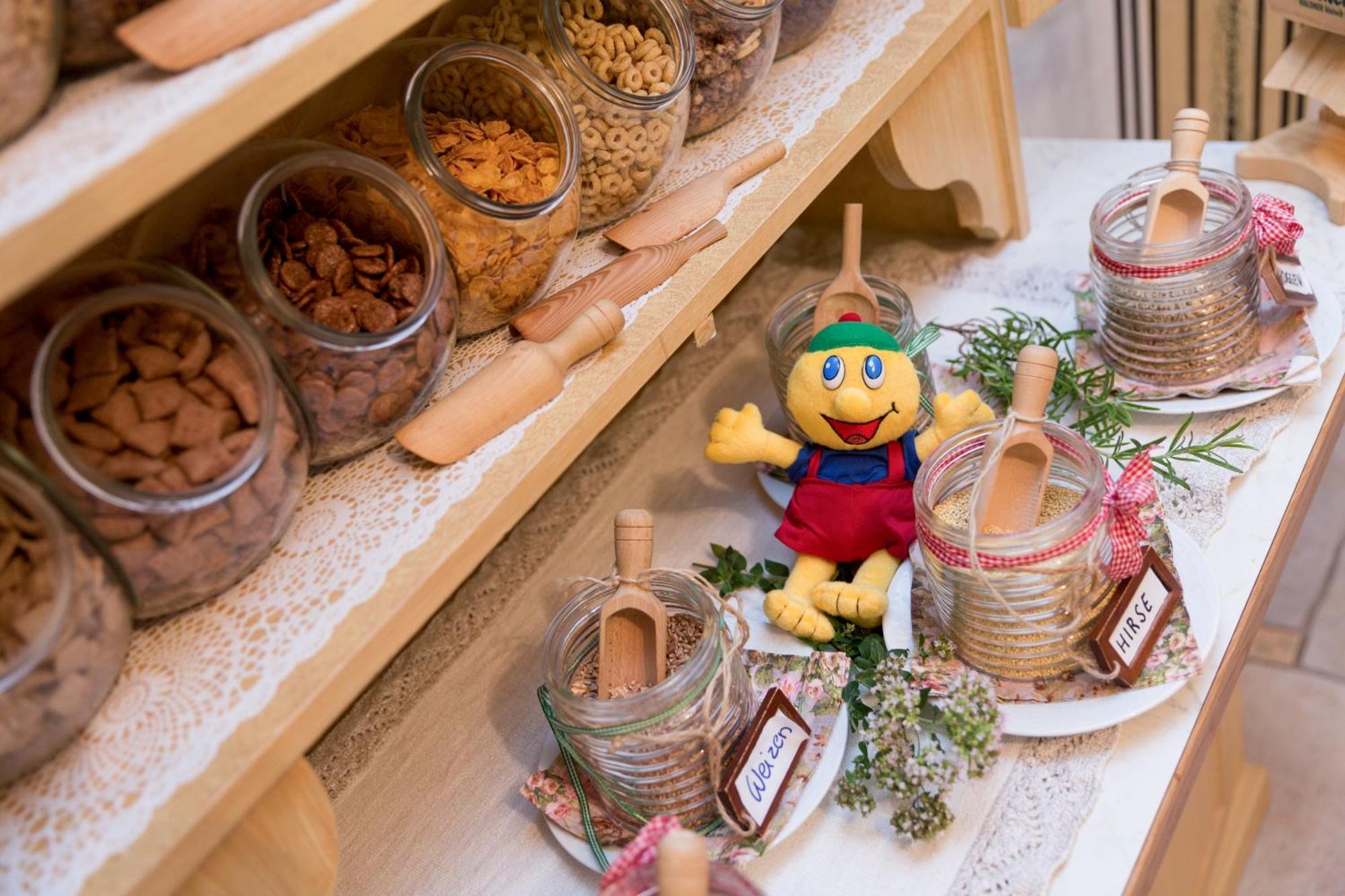 Smileys Kinderhotel Trebesing Екстериор снимка