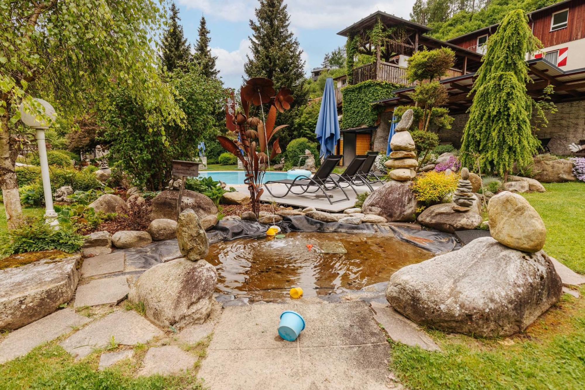Smileys Kinderhotel Trebesing Екстериор снимка